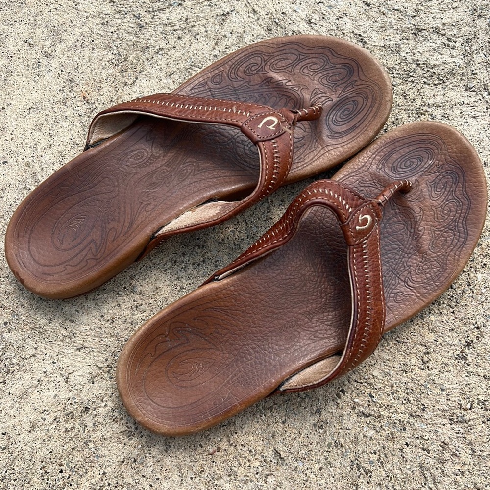 OluKai Brown Sandals